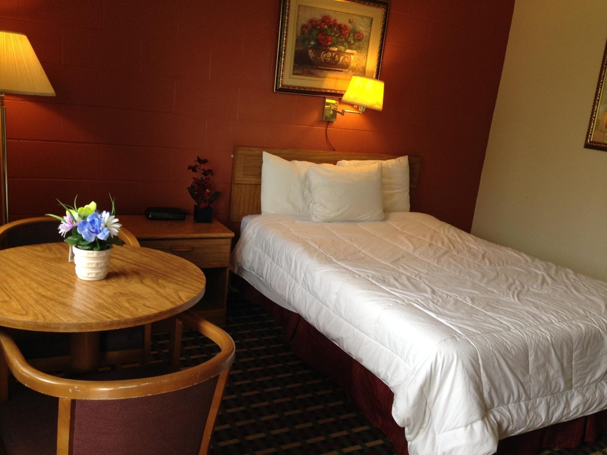 Manchester Rodeway Inn מראה חיצוני תמונה